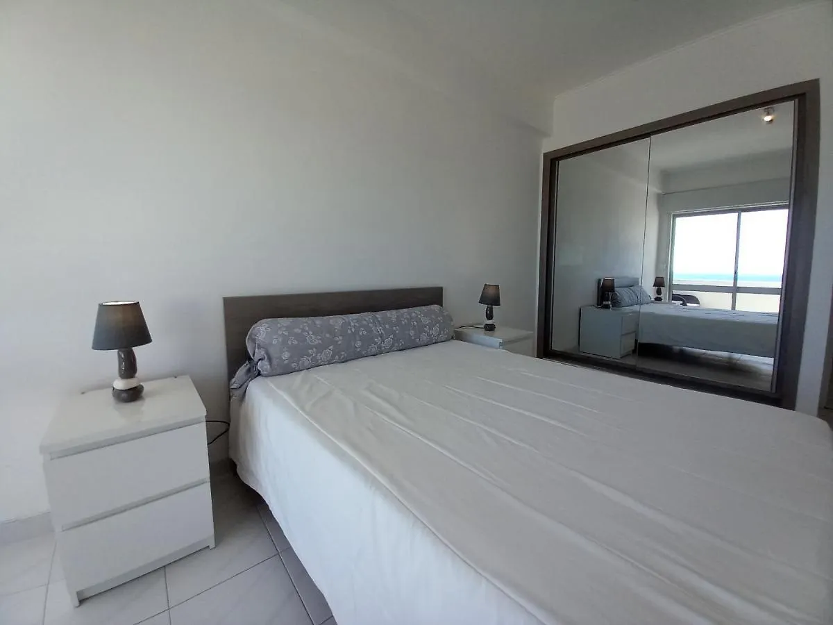 T2 Gaveto- Frente Mar, Wifi, Aconchegante & Familiar Apartment Quarteira Portugal
